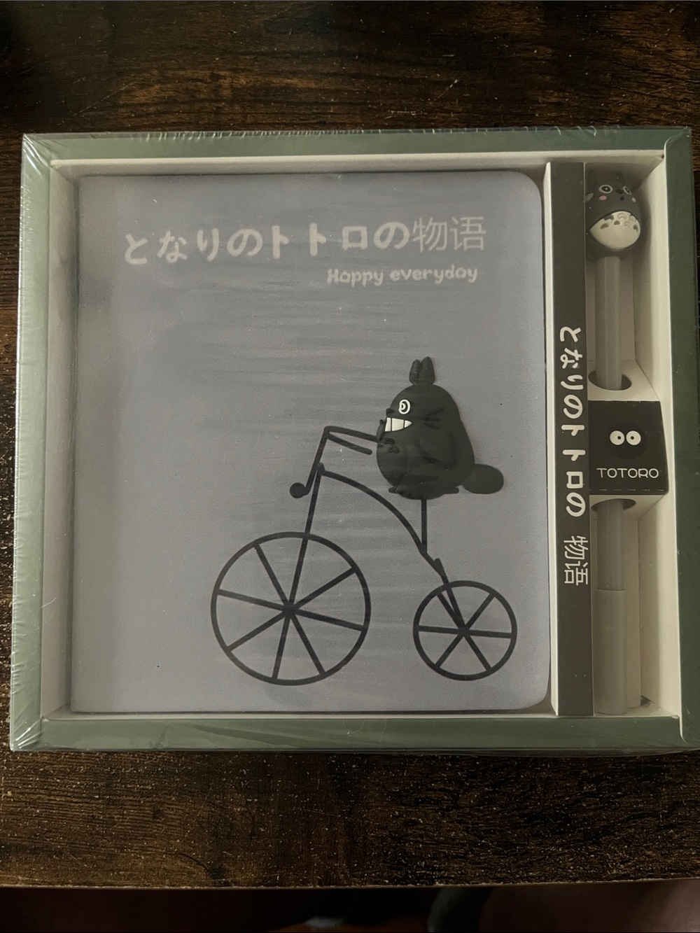 Japan Exclusive Totoro Notebook Set with Pen - Light Gray and Black